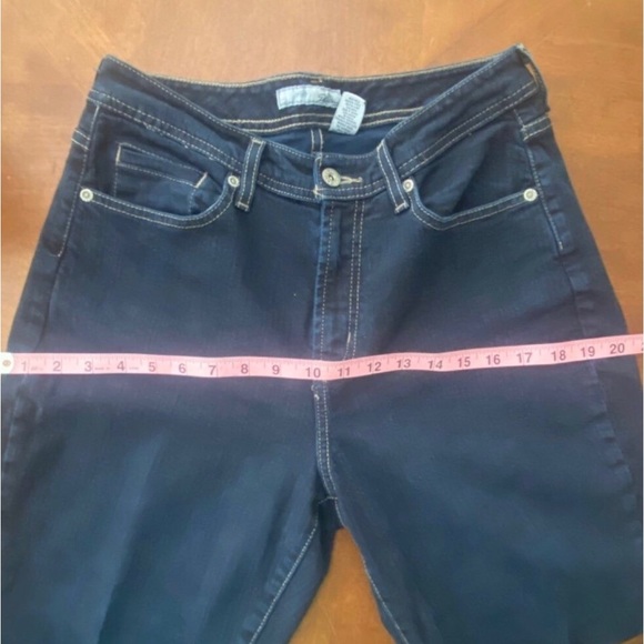 Chico's Size 1 Platinum Denim Collection Dark Wash Jeans Sz 8 - Picture 4 of 9